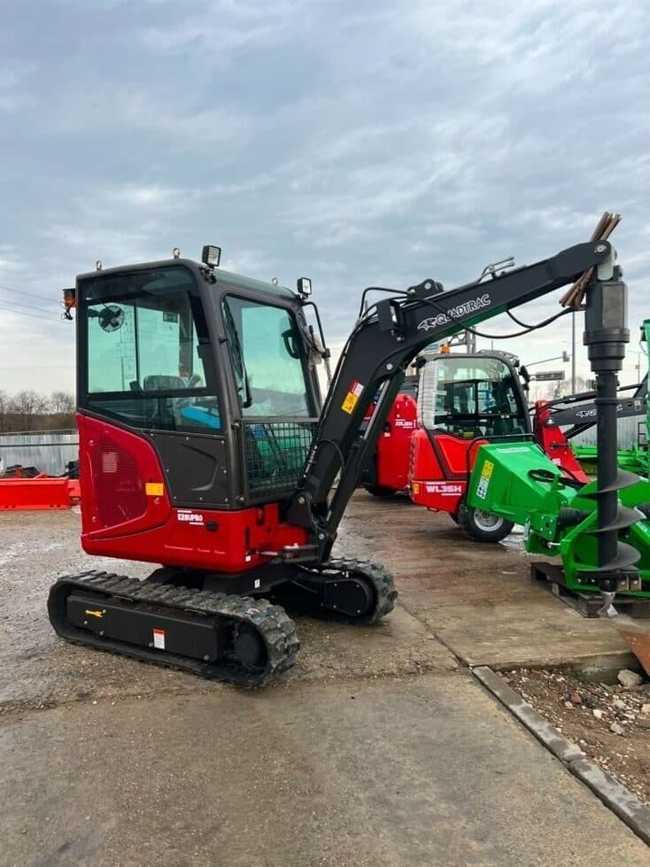 Буровая установка QUADTRAC E28 PRO, вес, кг 2610